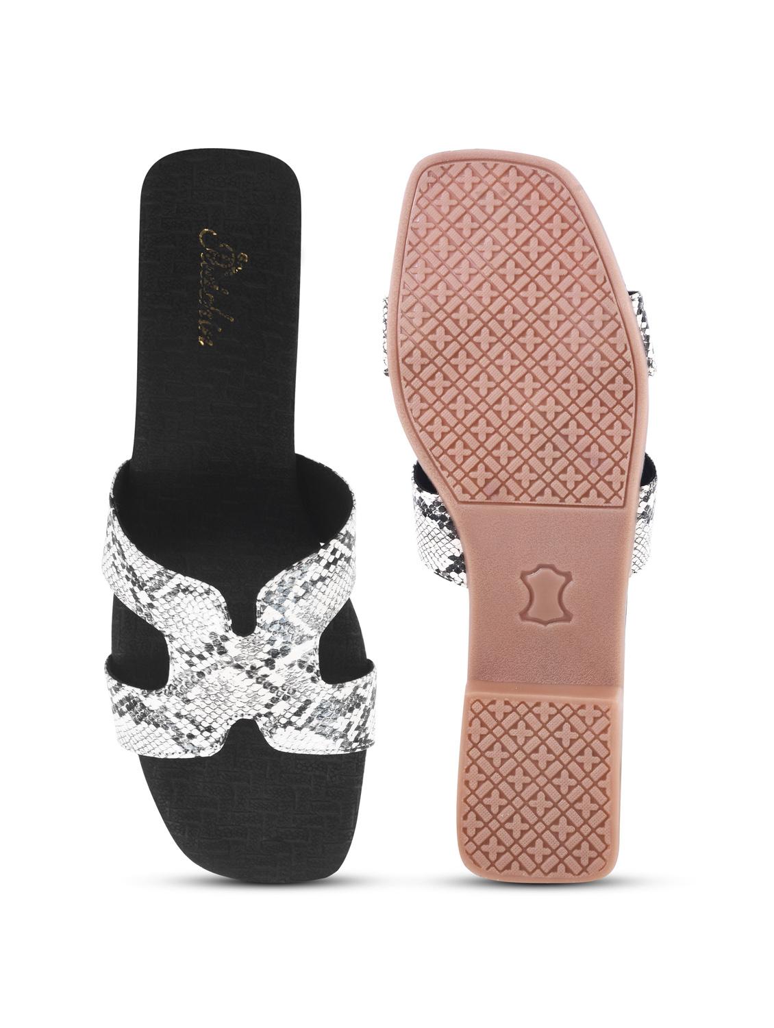 women slip on flat sandal - 22009318 - Standard Image - 4