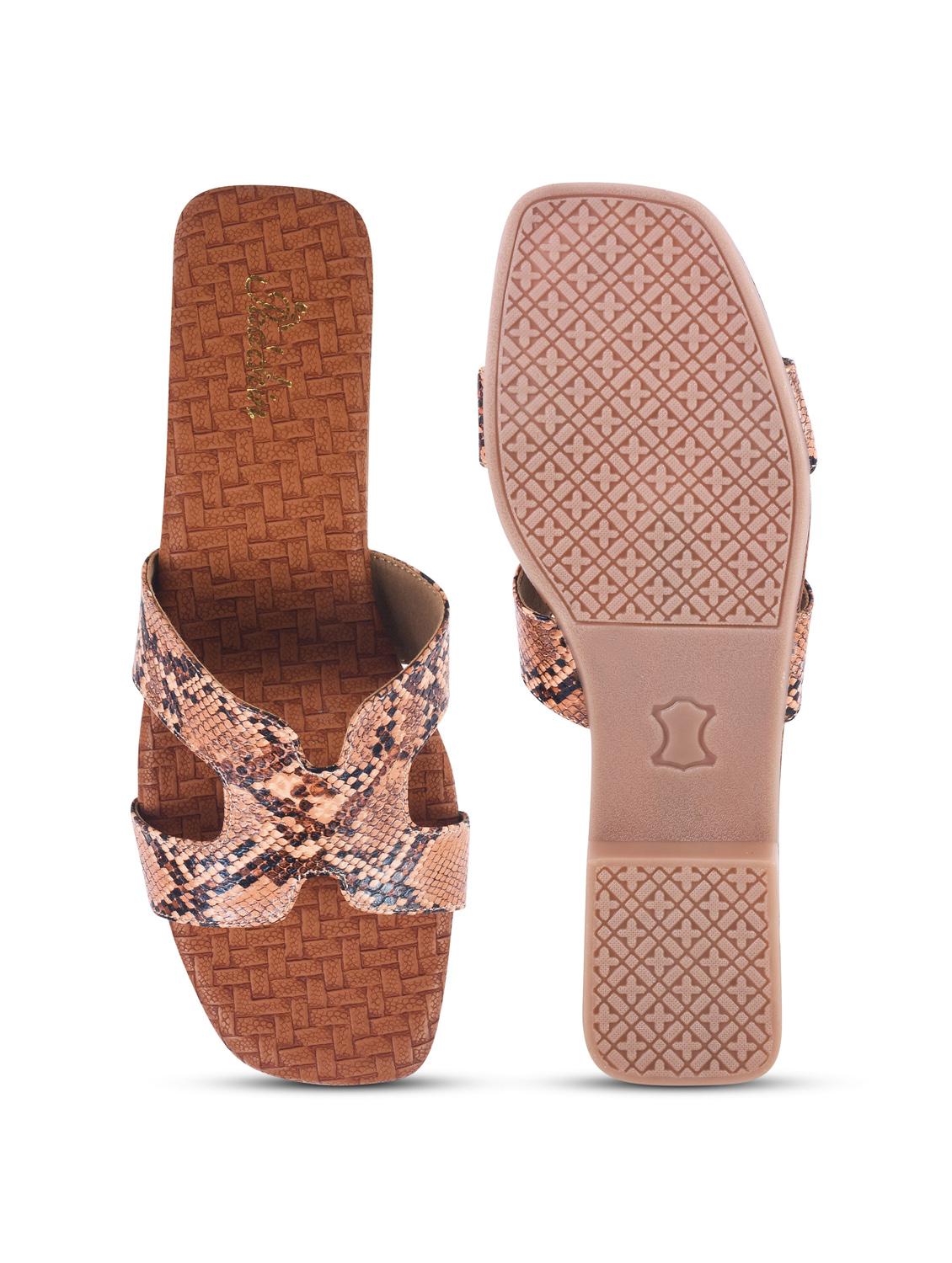 women slip on flat sandal - 22009319 - Standard Image - 4