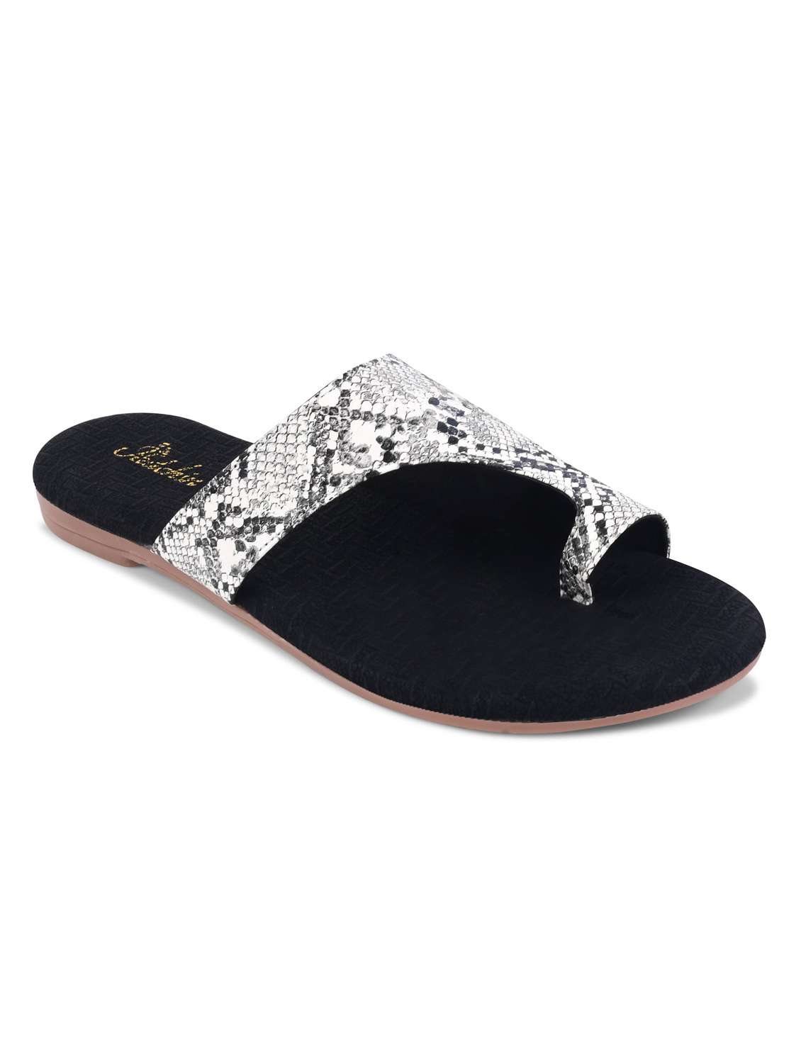 women toe separator flat sandal