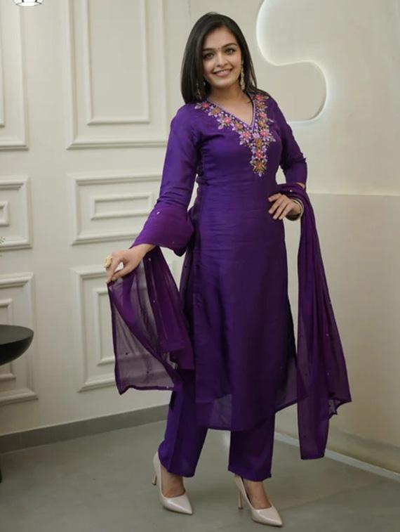 women embroidered three quarter sleeve kurta pant with dupatta set - 22009490 - Standard Image - 1
