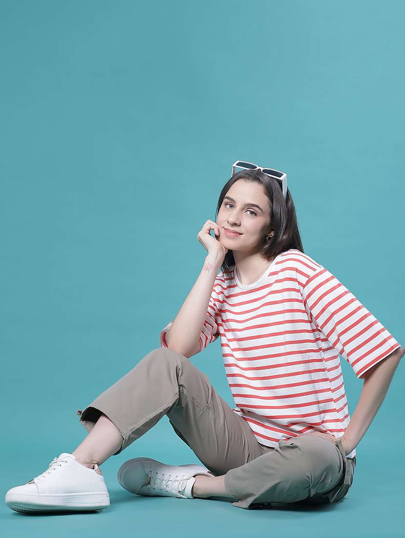 women striped short sleeve oversized t-shirt - 22010330 -  Standard Image - 4