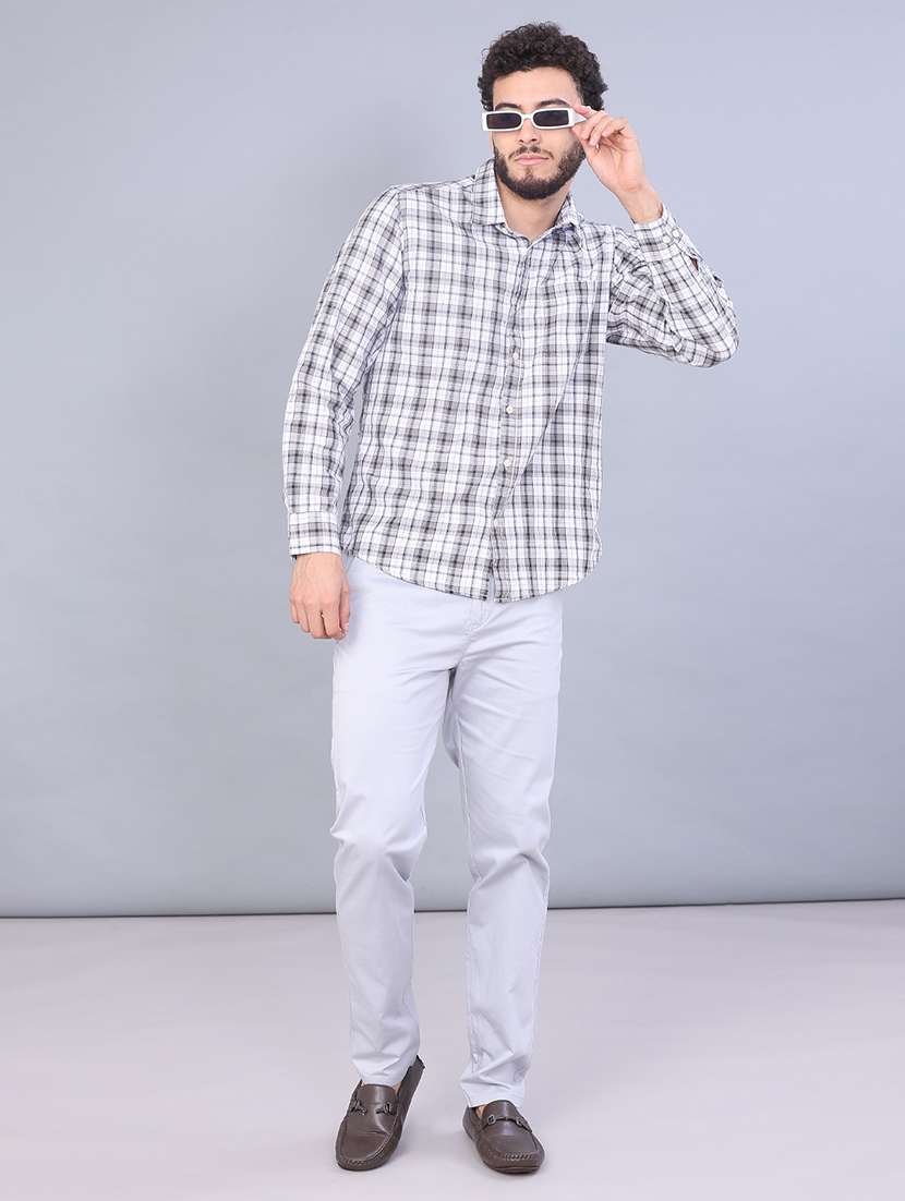 men solid mid rise straight fit chinos  - 22010666 -  Standard Image - 4