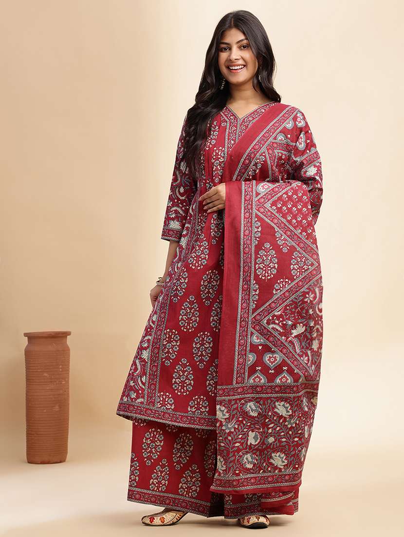 women floral three quarter sleeve kurta palazzo with dupatta set - 22011167 -  Standard Image - 1