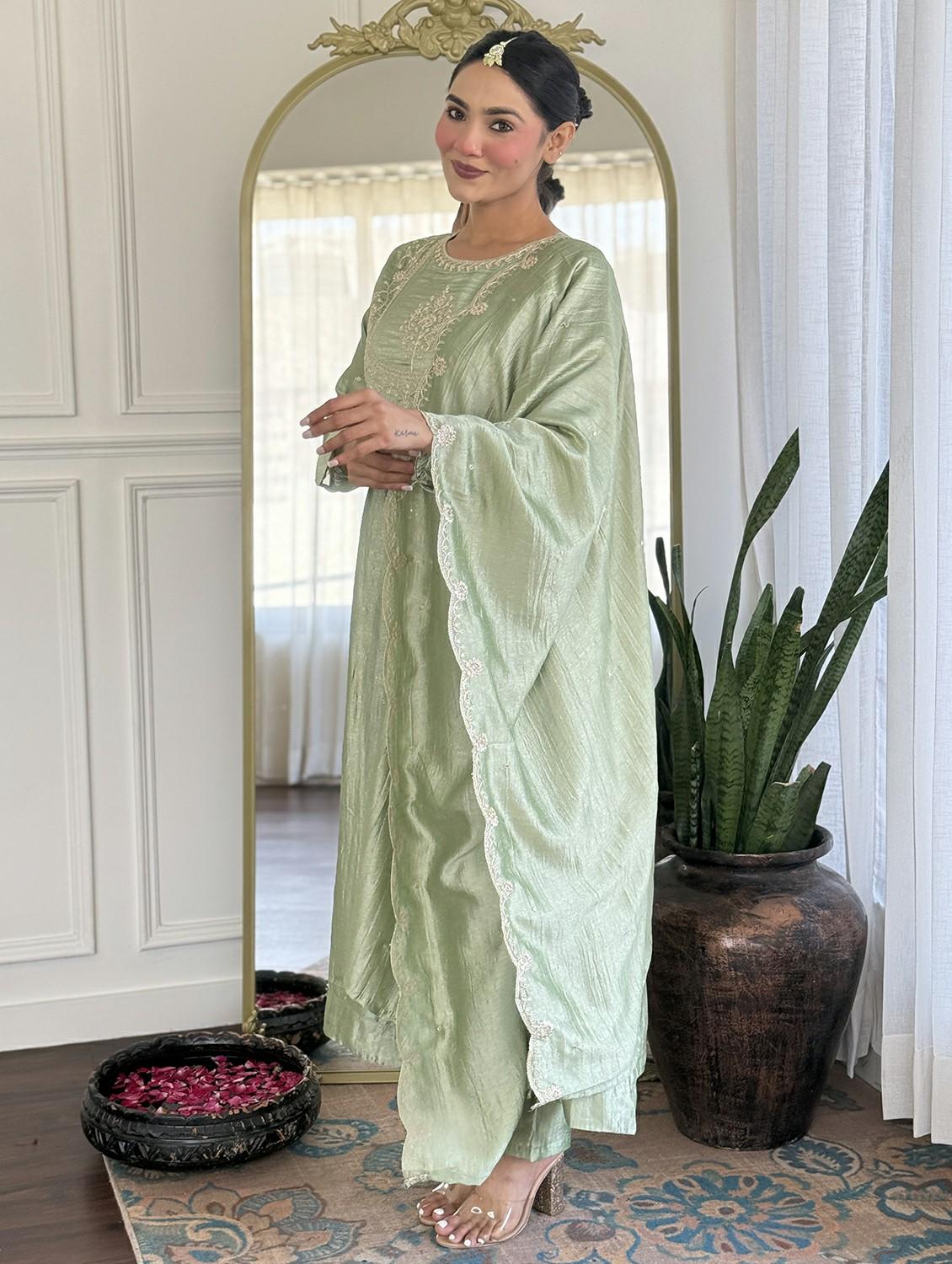 women embroidered long sleeve anarkali kurta pant with dupatta set - 22011240 - Standard Image - 4