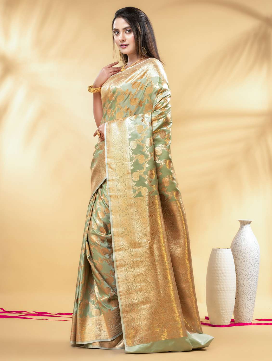 women self design banarasi saree with blouse - 22011297 -  Standard Image - 1