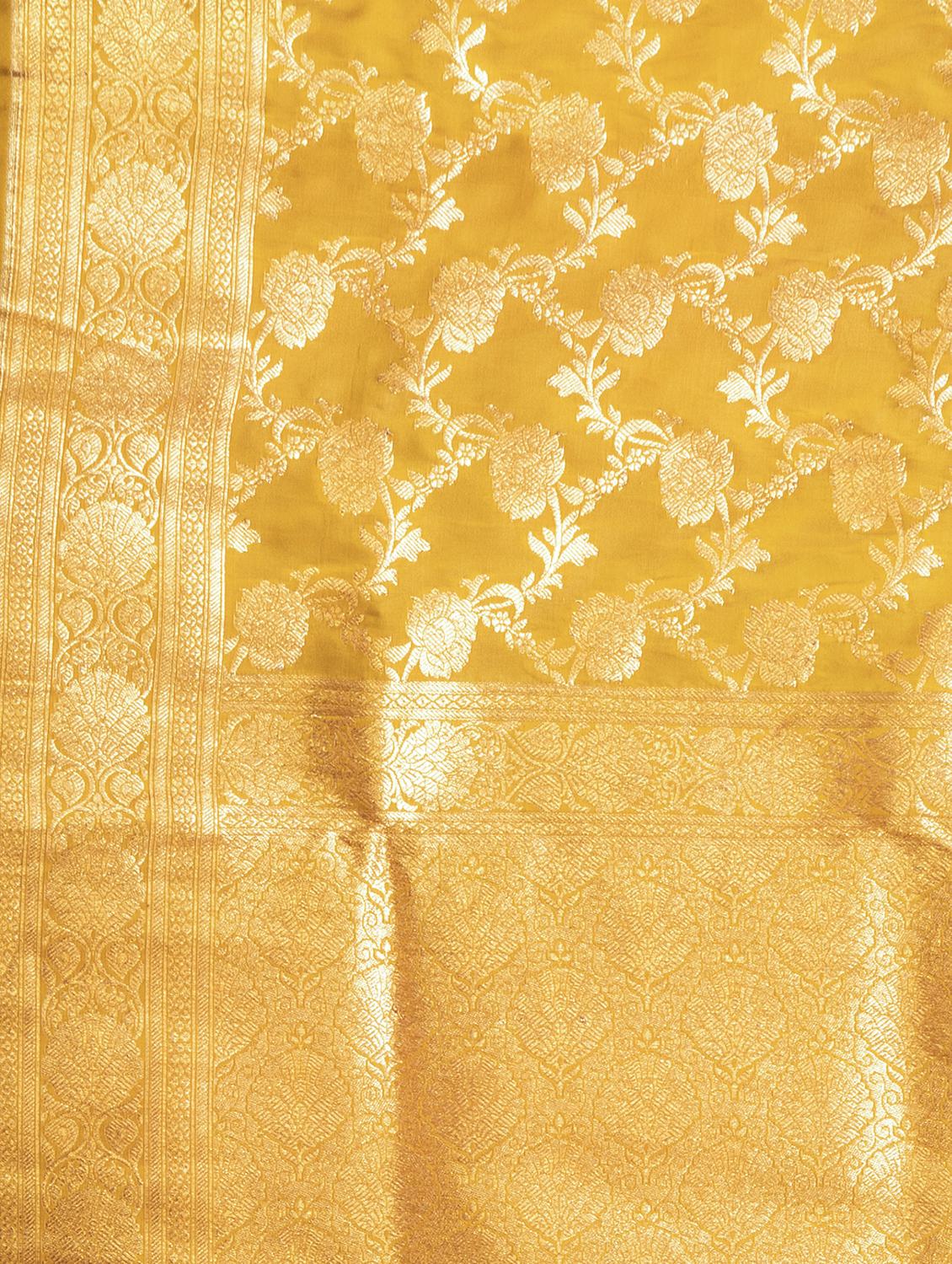 women self design banarasi saree with blouse - 22011299 - Standard Image - 4