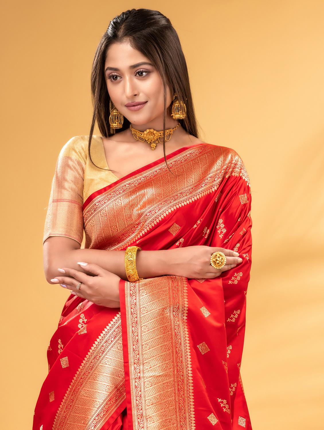 women self design banarasi saree with blouse - 22011332 - Standard Image - 1