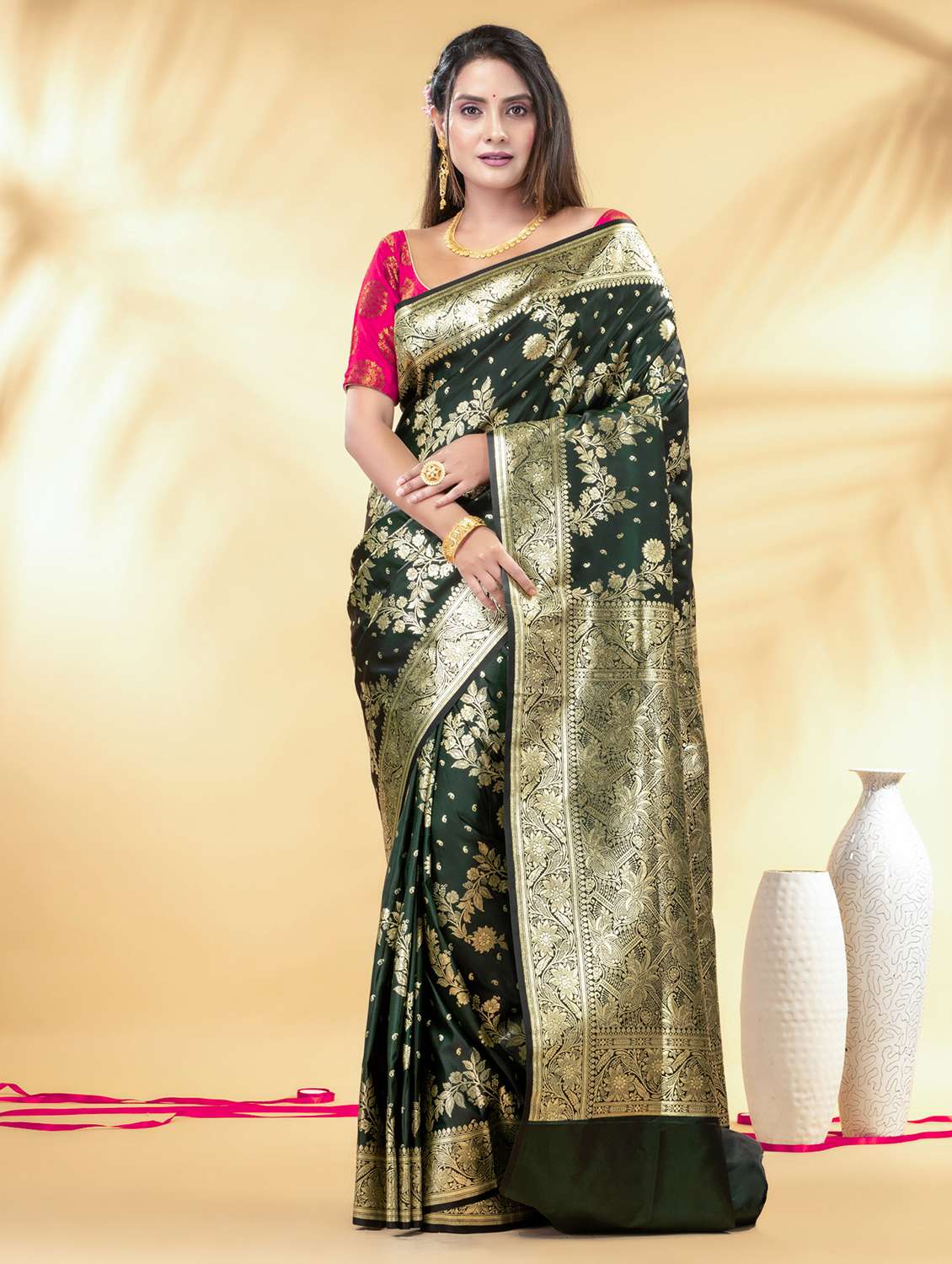 women self design banarasi saree with blouse - 22011341 - Zoom Image - 0