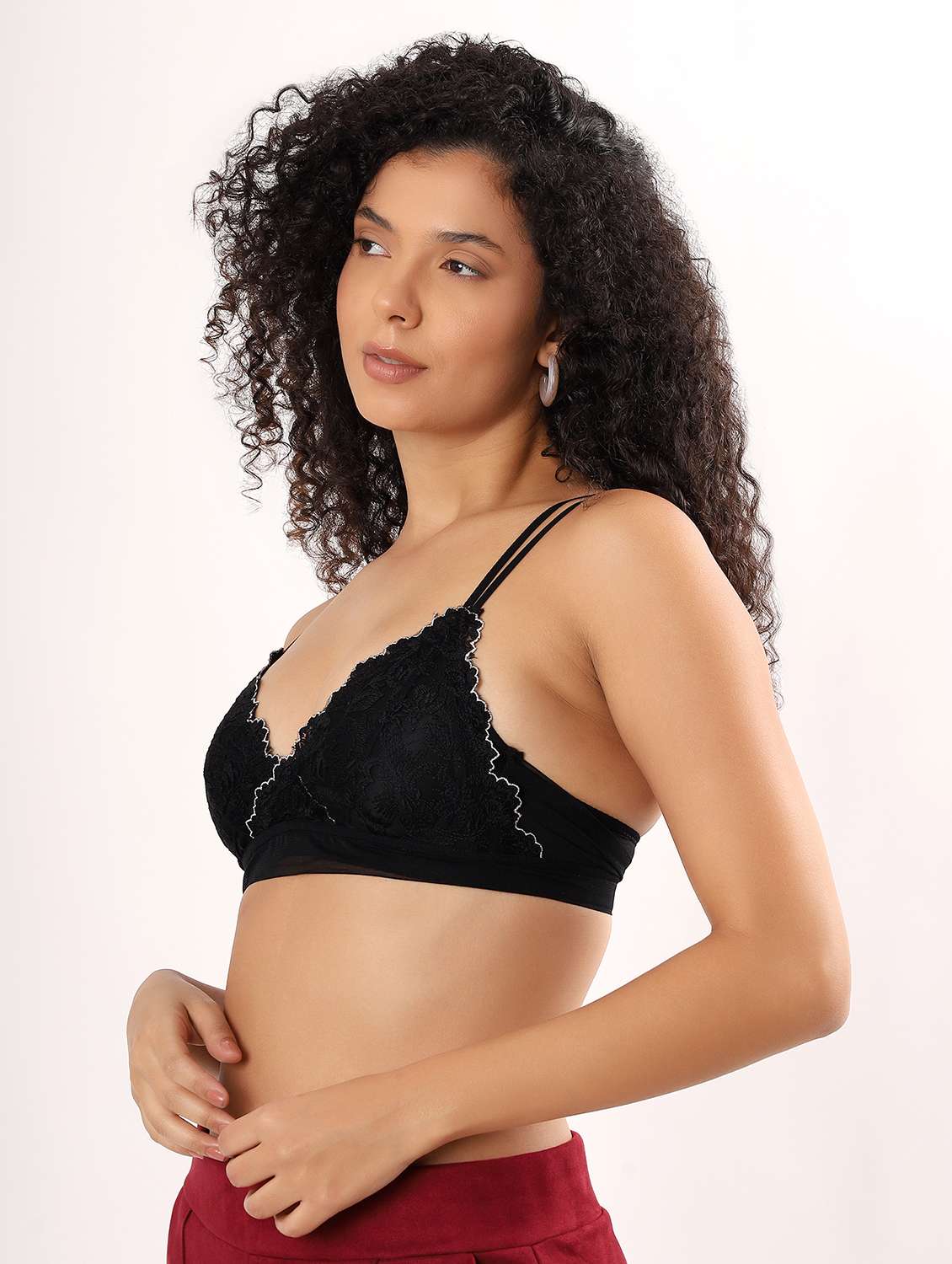 women floral lightly padded plunge bra - 22011361 - Standard Image - 1
