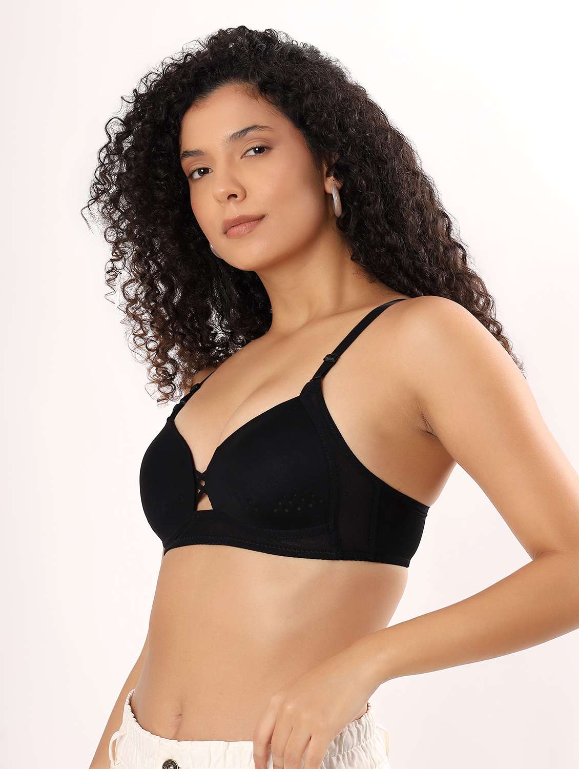 women solid lightly padded plunge bra - 22011373 -  Standard Image - 1