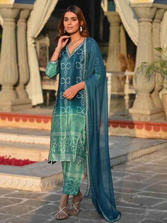 women embroidered three quarter sleeve kurta pant with dupatta set - 22011406 - Standard Image - 1