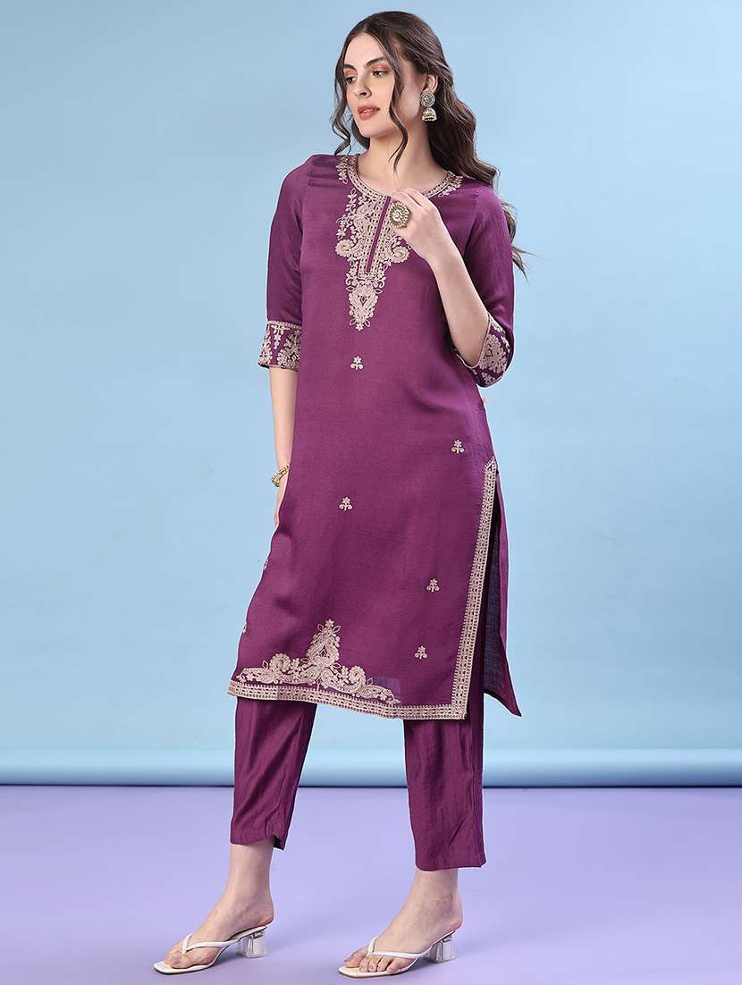 women embroidered kurta and pant set with dupatta - 22011595 -  Standard Image - 1