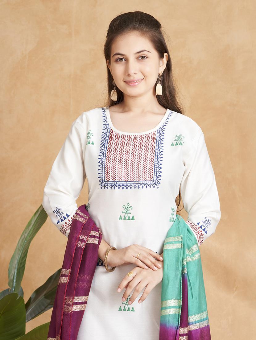 girls embroidered three quarter sleeve suit set - 22012021 - Standard Image - 4