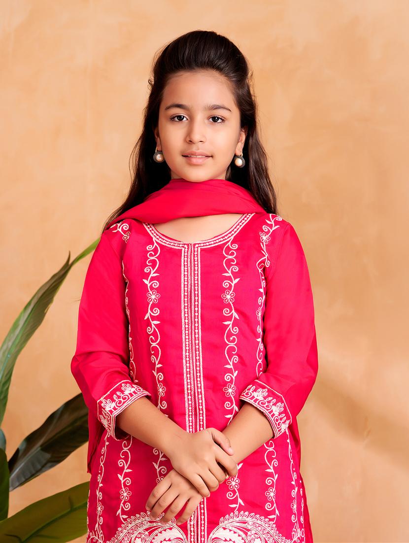 girls embroidered kurta and pant with dupatta - 22012035 - Standard Image - 4