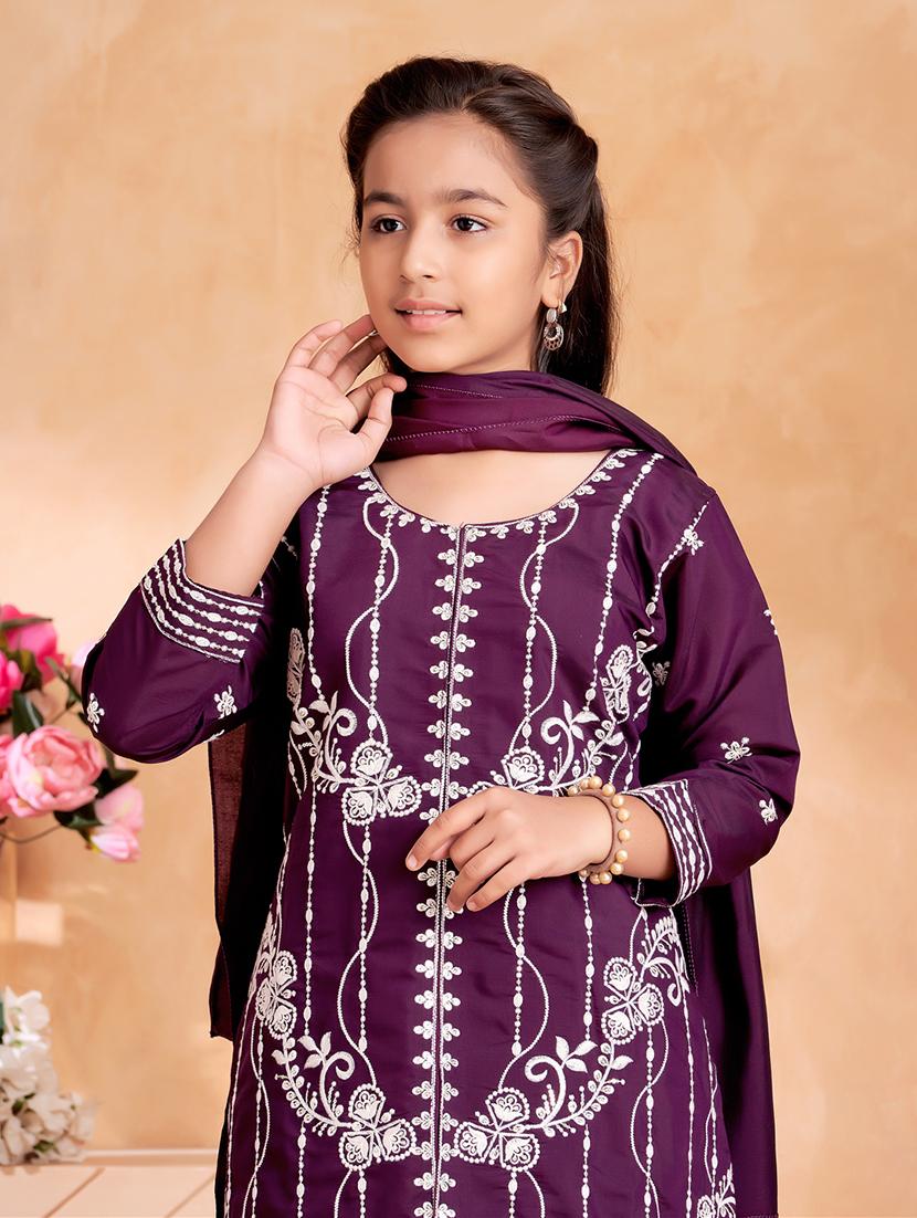 girls embroidered kurta and pant with dupatta - 22012037 - Standard Image - 4