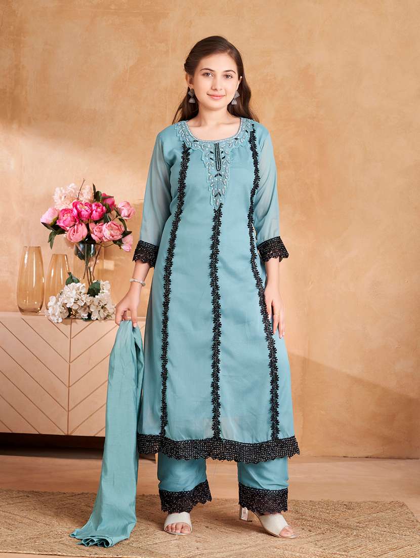 girls embroidered kurta and pant with dupatta 
