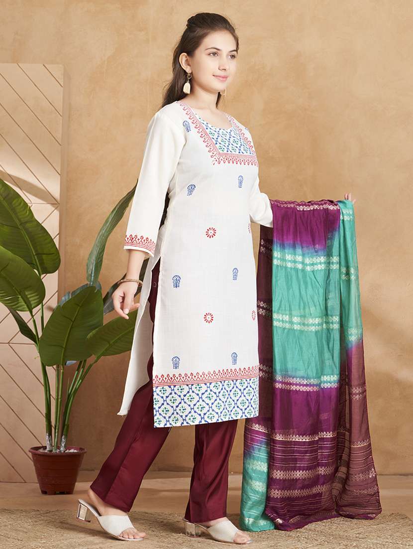 girls printed kurta pants set with dupatta - 22012144 -  Standard Image - 1