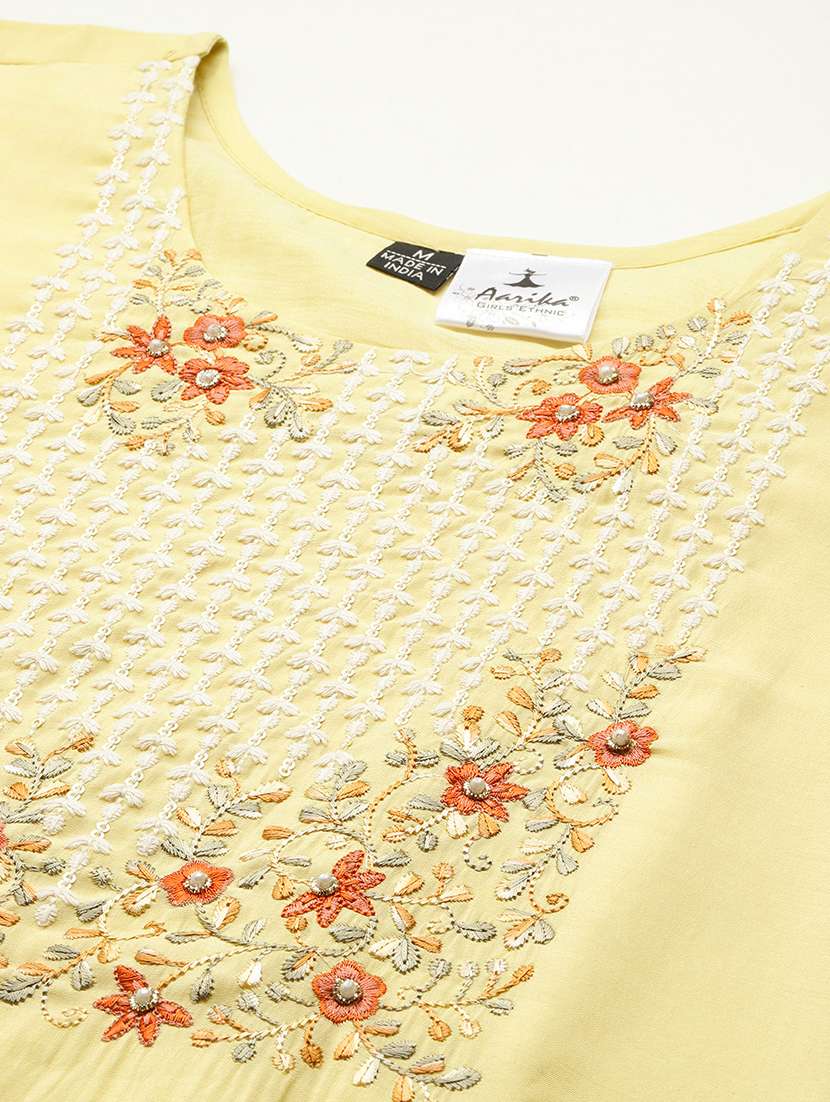 women embroidered three quarter sleeve kurta pant with dupatta set - 22012617 -  Standard Image - 4