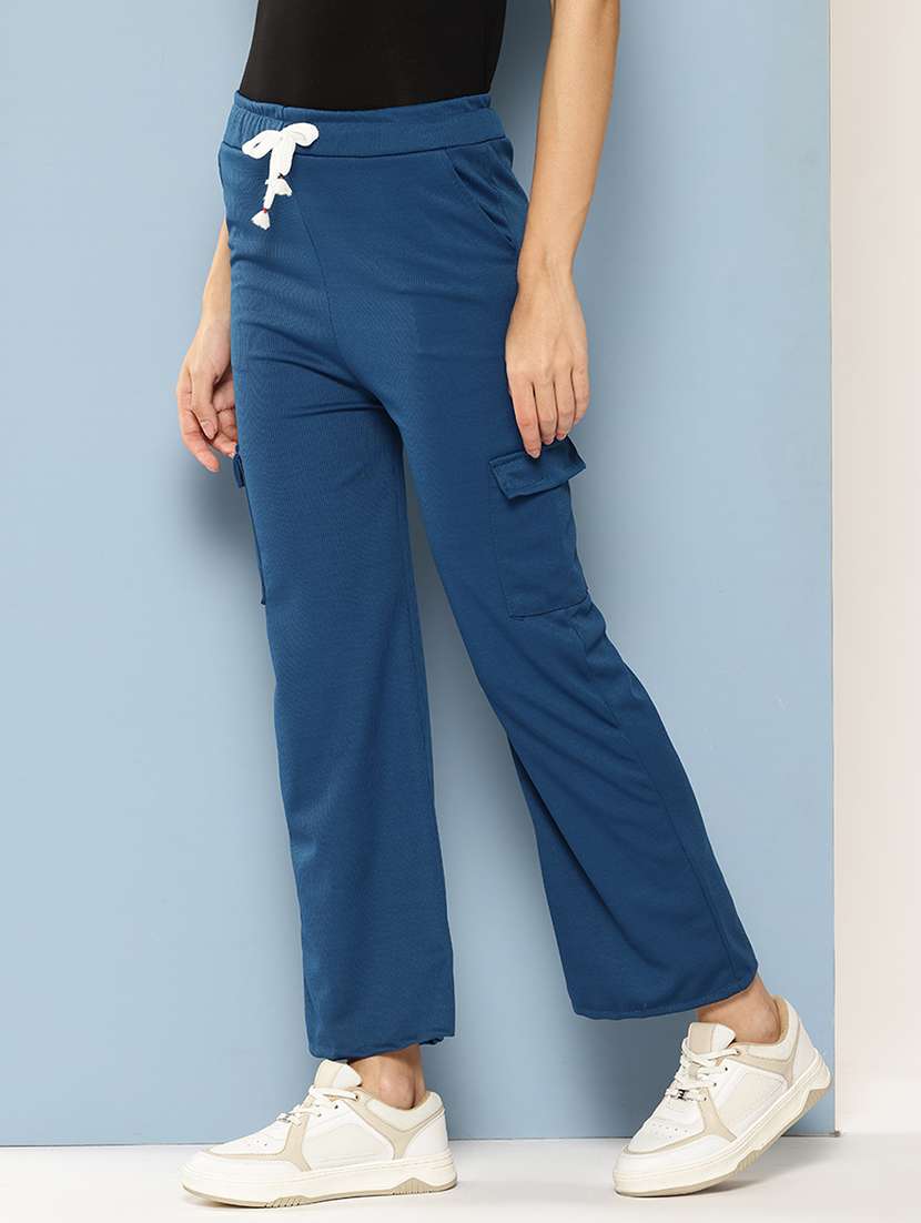 women solid mid rise relaxed fit cargo - 22012671 -  Standard Image - 1