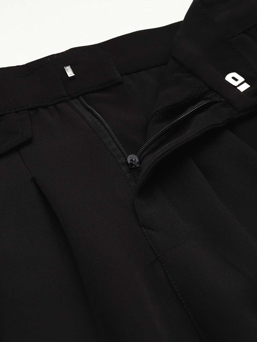 black solid high rise straight trouser - 22012705 -  Standard Image - 4