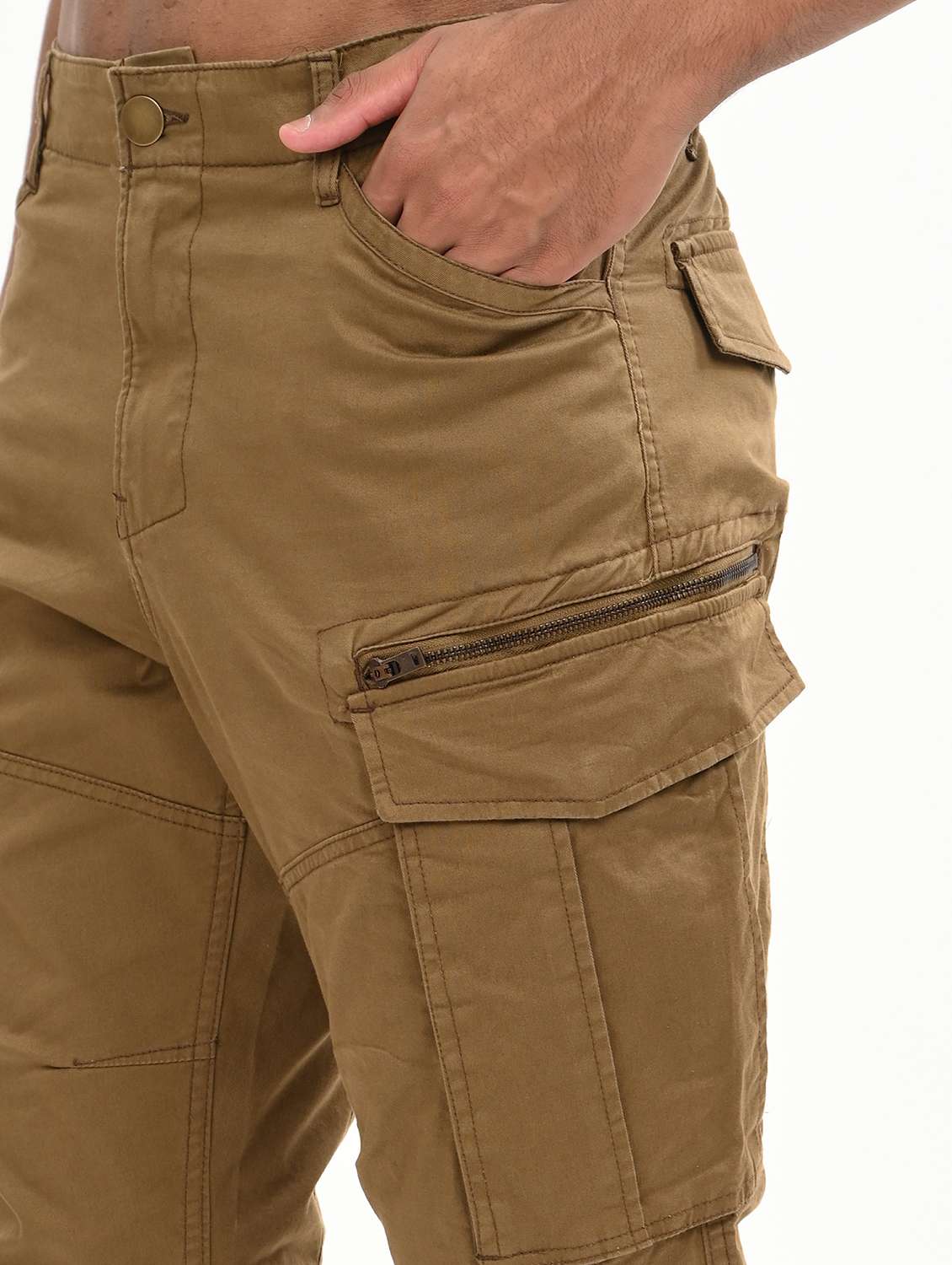 men solid mid rise relaxed fit cargo - 22012860 - Standard Image - 4