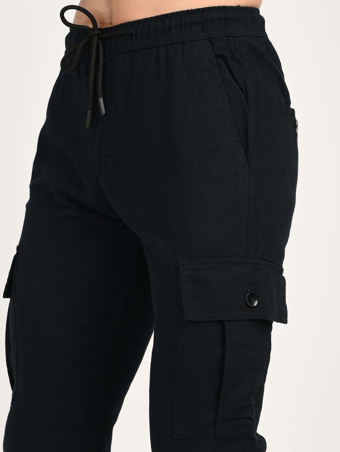 men solid mid rise relaxed fit cargo - 22012880 -  Standard Image - 4