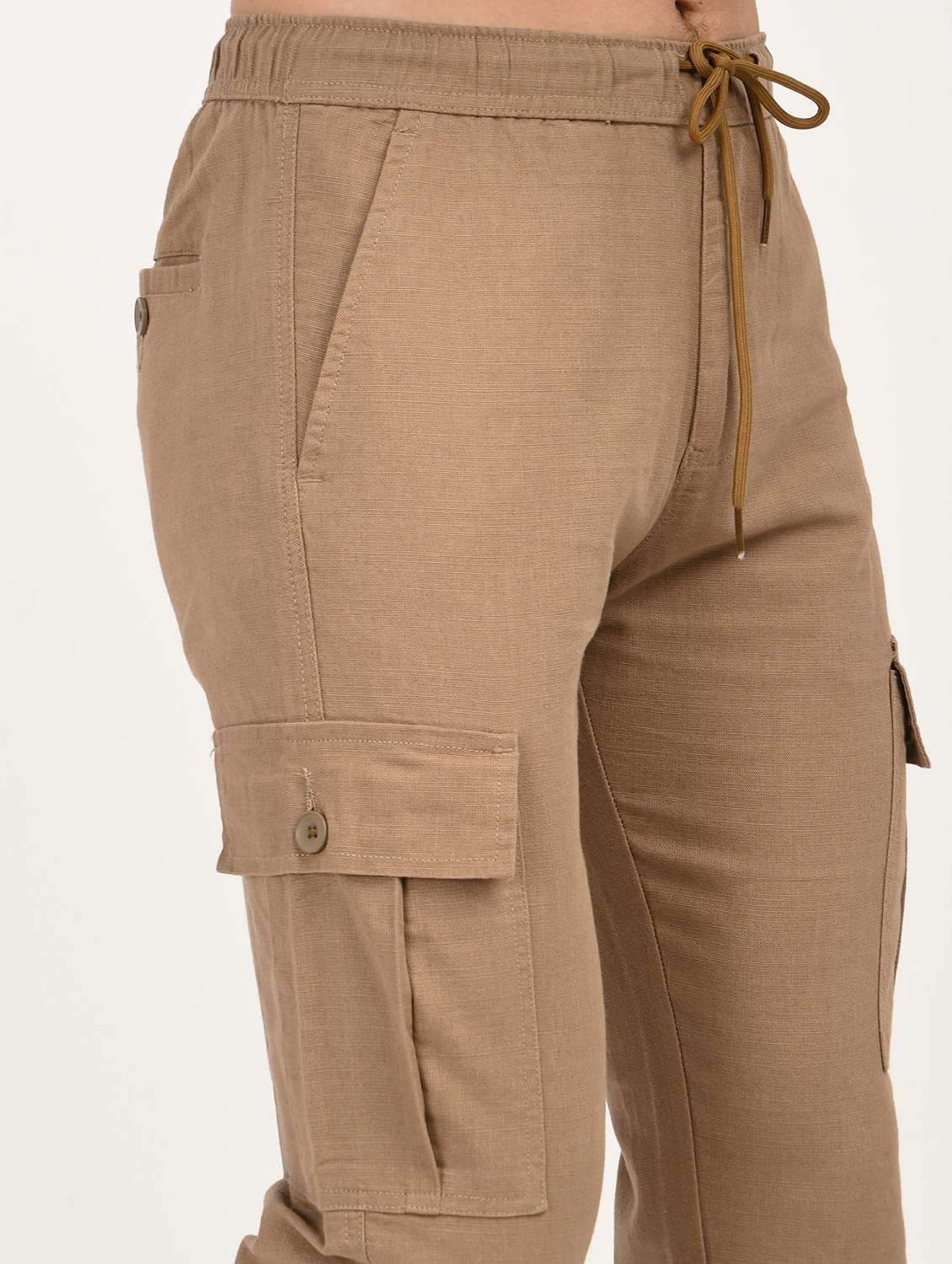 men solid mid rise relaxed fit cargo - 22012883 - Standard Image - 4