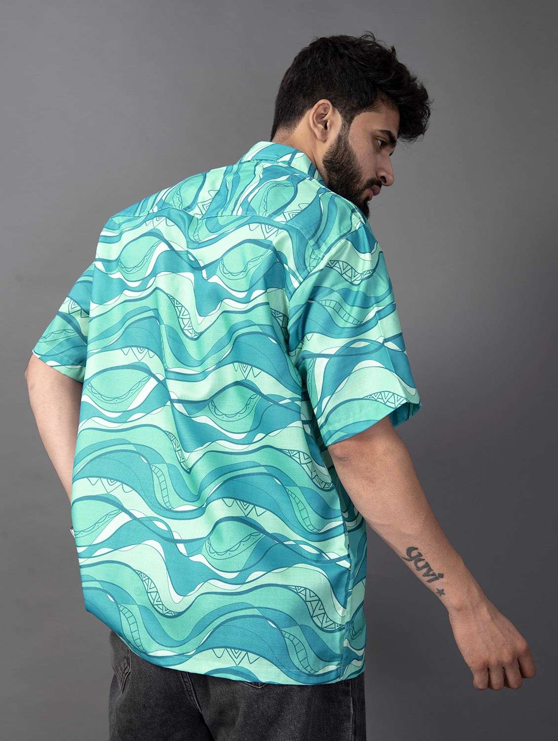 men printed short sleeve oversized casual shirt - 22012963 -  Standard Image - 1