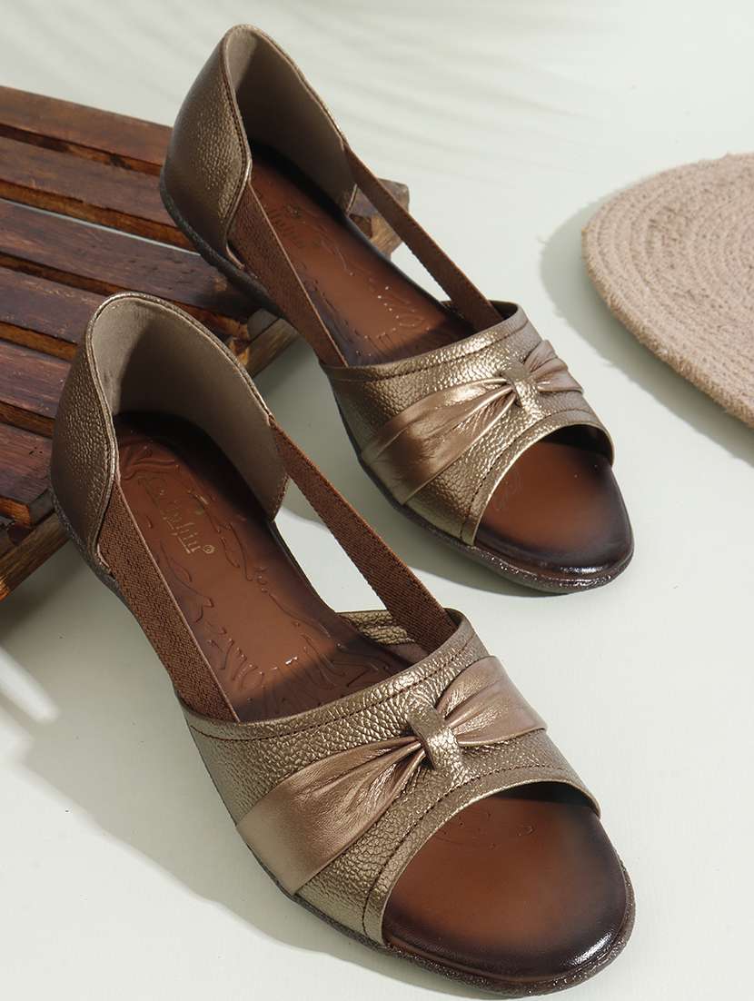 women solid peep toe slip on ballerina