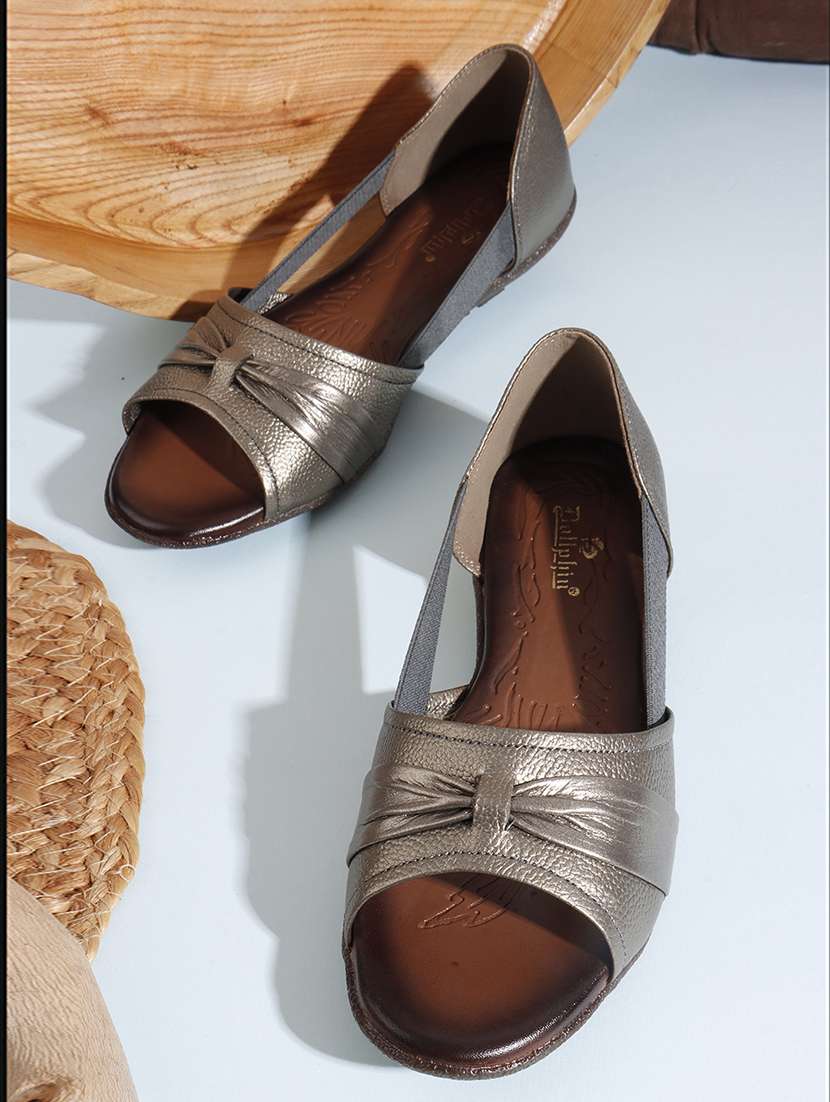 women solid peep toe slip on ballerina