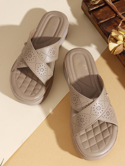 women solid slip on flats - 22013282 - Standard Image - 0