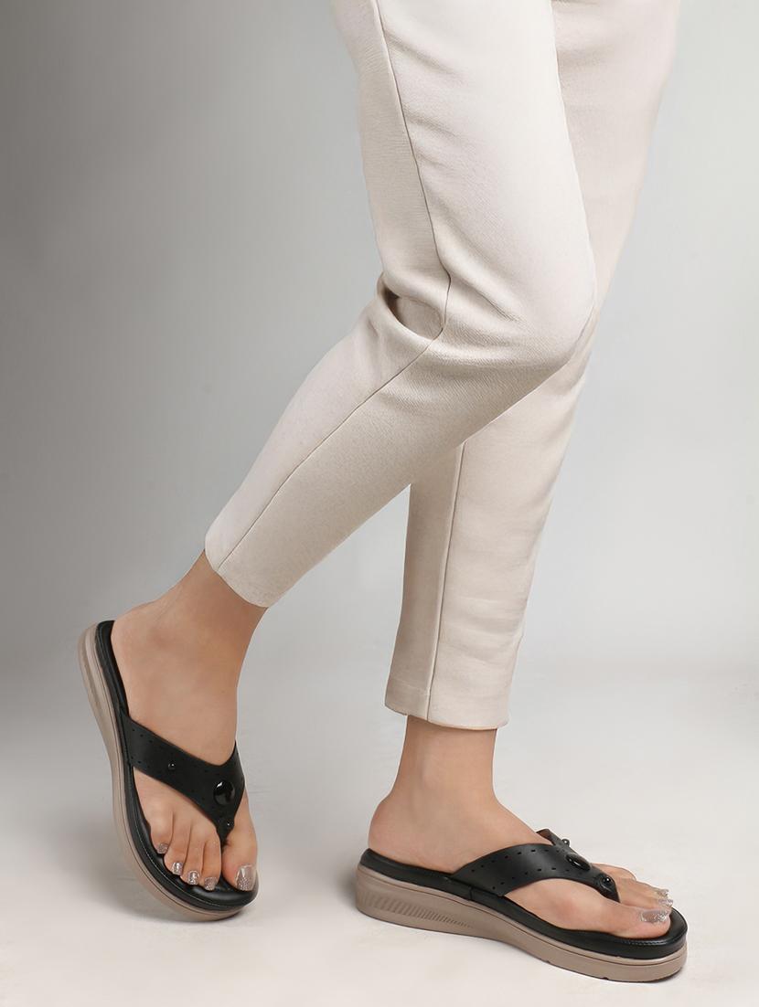 women black solid slip on sandal - 22013289 -  Standard Image - 1