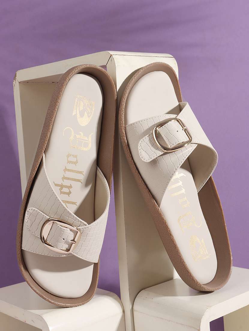 women solid slip on flats