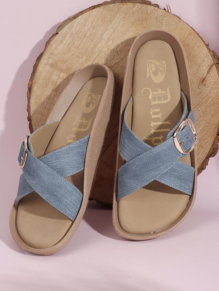 women solid slip on flats - 22013298 - Zoom Image - 0