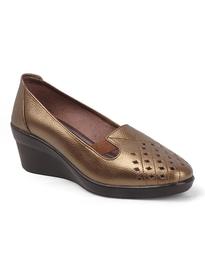 women solid slip on platforms wedge - 22013531 - Standard Image - 4