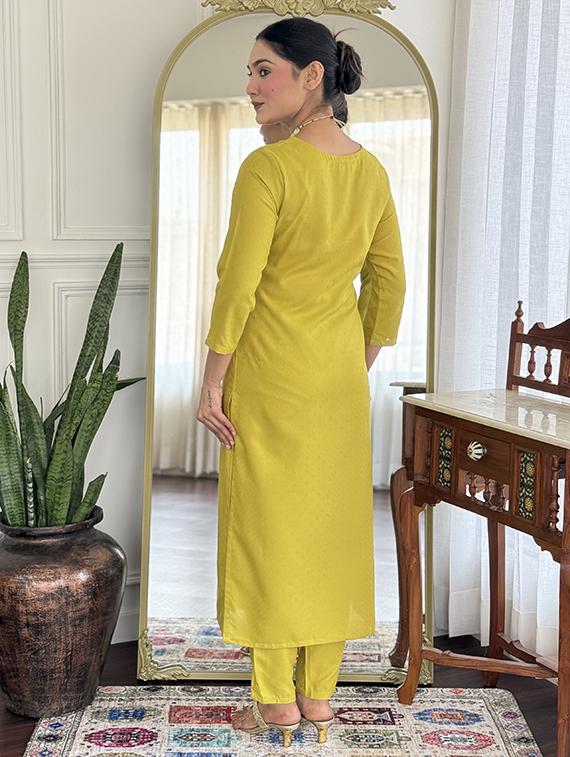 women embroidered three quarter sleeve kurta pant with dupatta set - 22014115 - Standard Image - 4