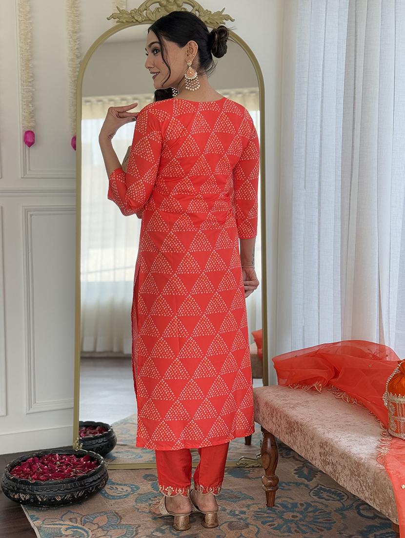 women embroidered three quarter sleeve kurta pant with dupatta set - 22014119 - Standard Image - 4