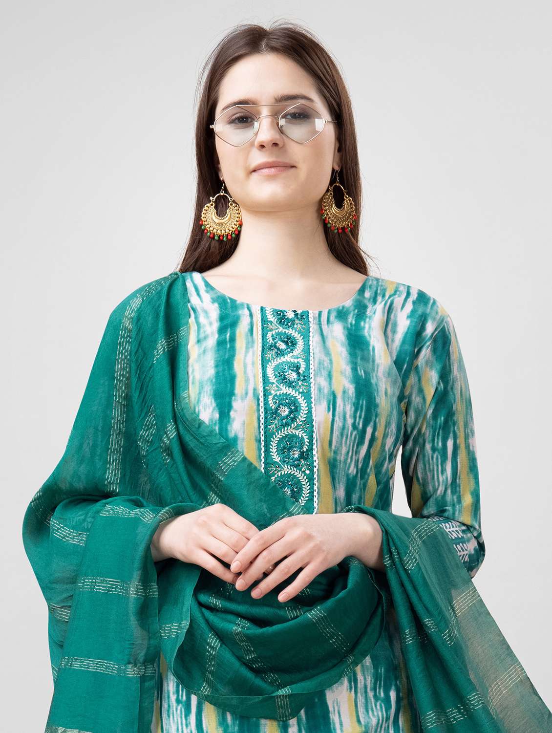 women printed three quarter sleeve kurta pant with dupatta set - 22014176 - Standard Image - 4
