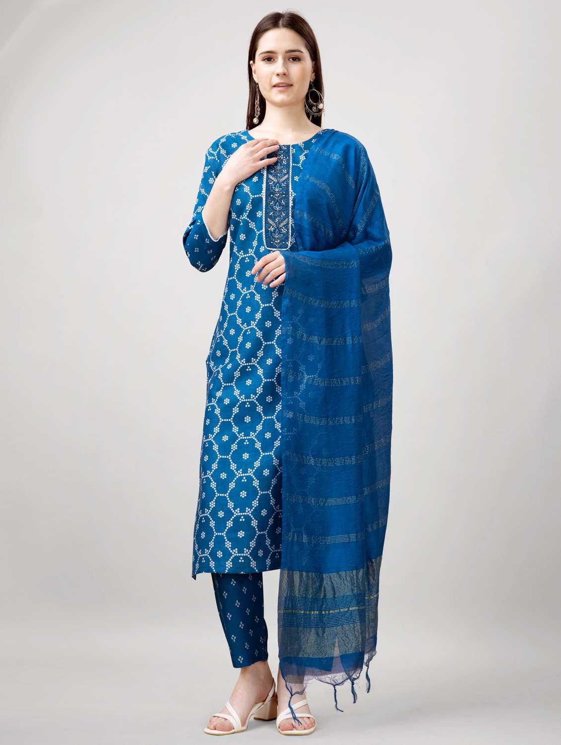 women three quarter sleeve kurta pant with dupatta set - 22014190 -  Standard Image - 1