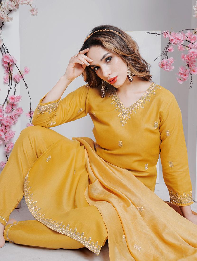 women three quarter sleeve kurta pant with dupatta set - 22014197 - Standard Image - 4