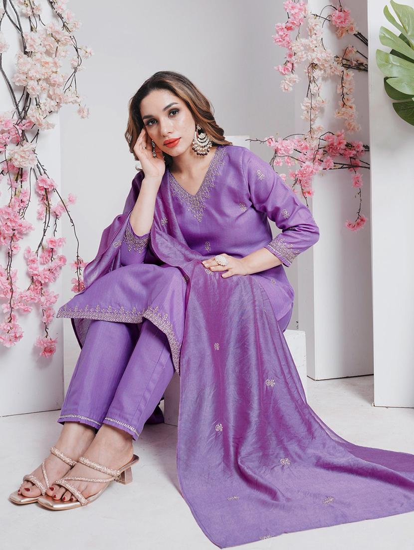 women three quarter sleeve kurta pant with dupatta set - 22014200 - Standard Image - 4