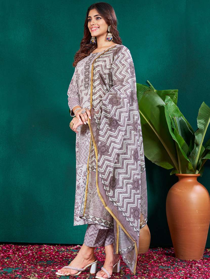 women three quarter sleeve kurta pant with dupatta set - 22014212 - Standard Image - 1