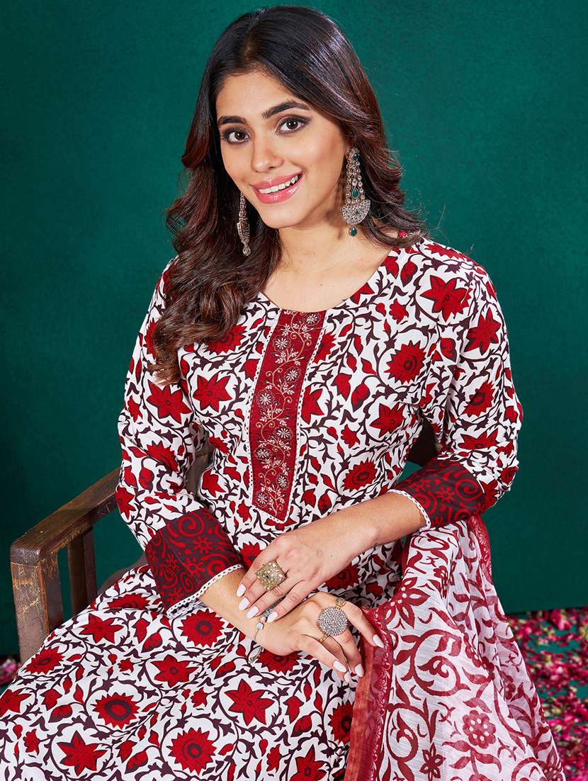 red viscose kurta pant set - 22014217 - Standard Image - 4