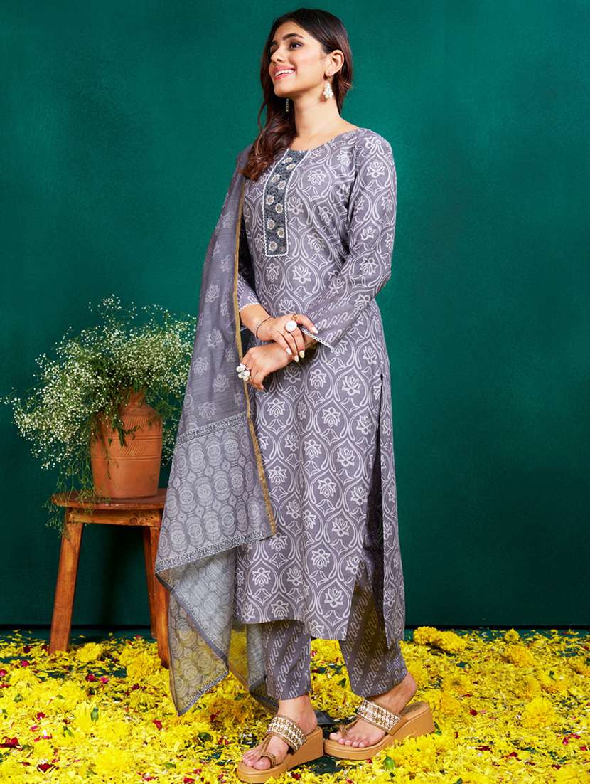women printed three quarter sleeve kurta pant with dupatta set - 22014221 -  Standard Image - 1
