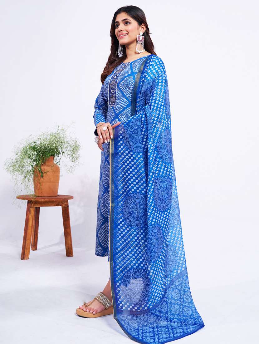 women printed three quarter sleeve kurta pant with dupatta set - 22014224 - Standard Image - 1