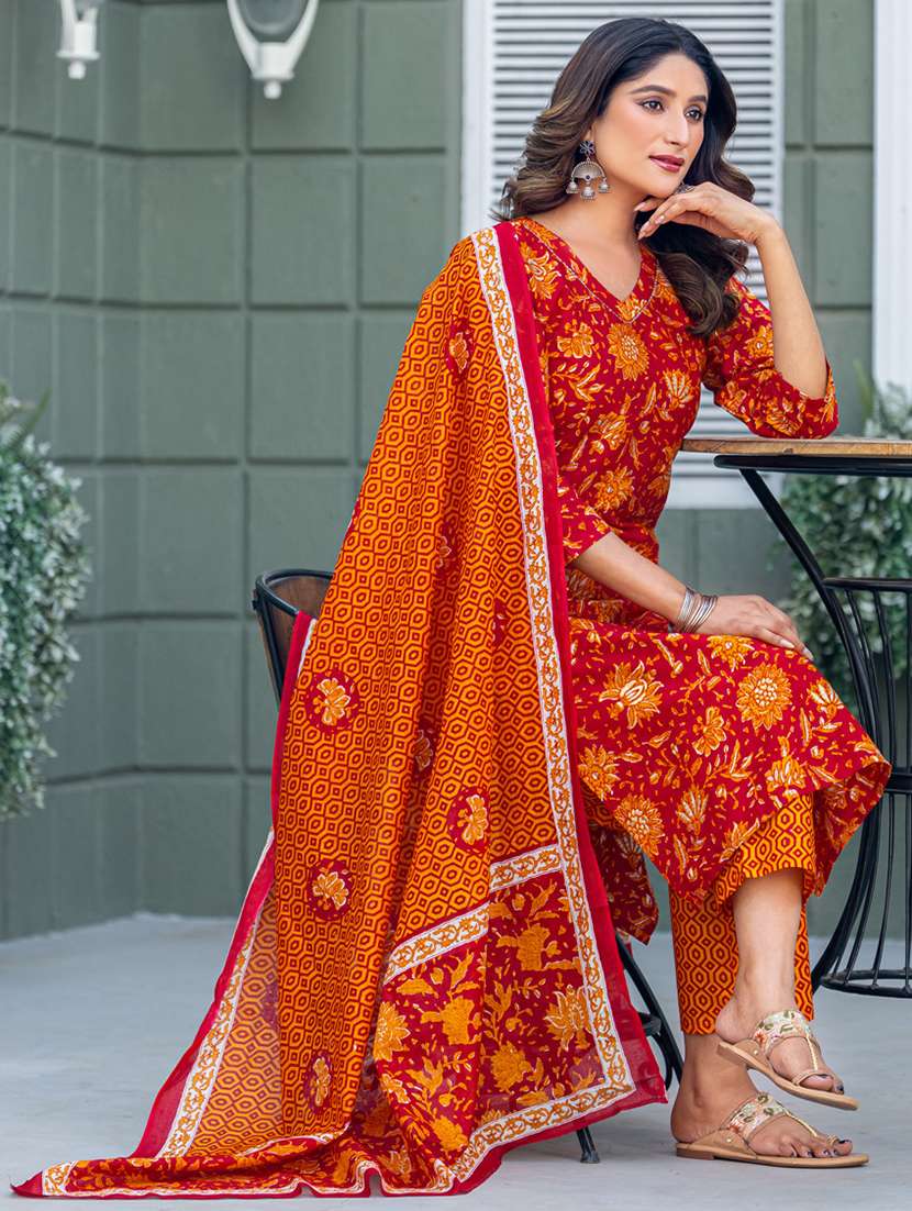 women printed three quarter sleeve kurta pant with dupatta set - 22014266 - Standard Image - 1