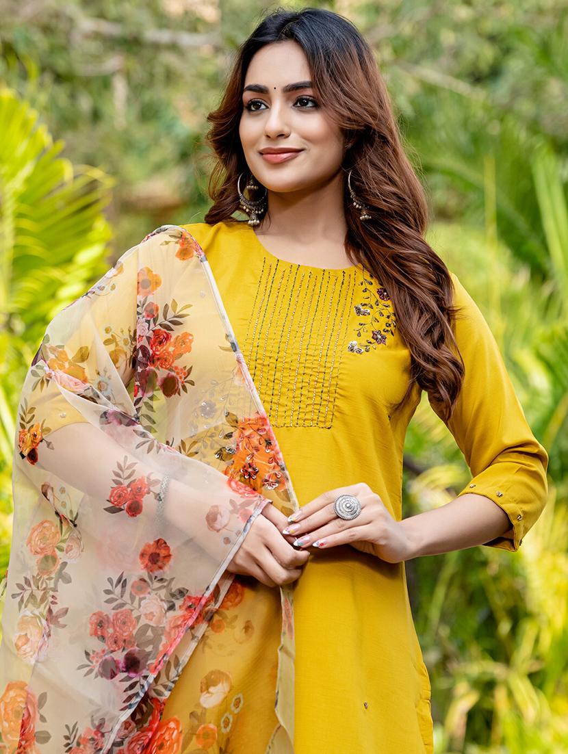 women three quarter sleeve kurta pant with dupatta set - 22014277 - Standard Image - 4