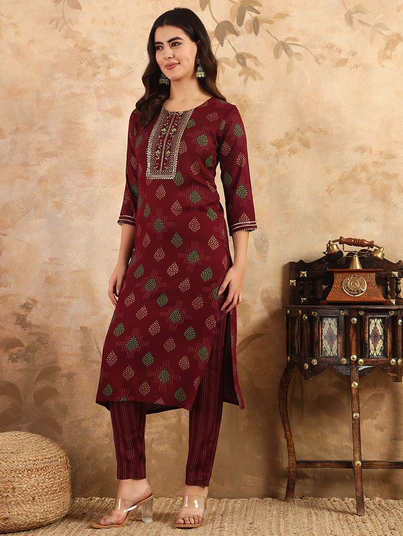 women printed three quarter sleeve kurta and pant set - 22014282 -  Standard Image - 1