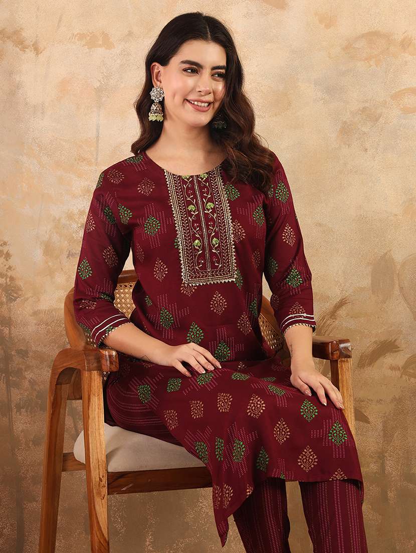 women printed three quarter sleeve kurta and pant set - 22014282 - Standard Image - 4