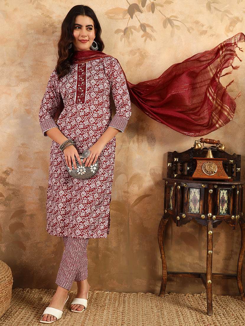 women three quarter sleeve kurta pant with dupatta set